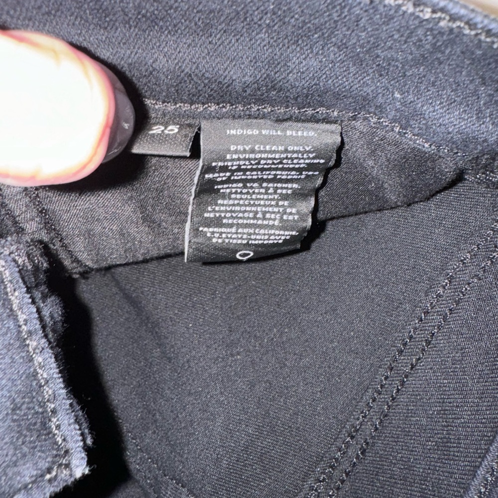 J Brand Size 25 - Picture 4 of 4
